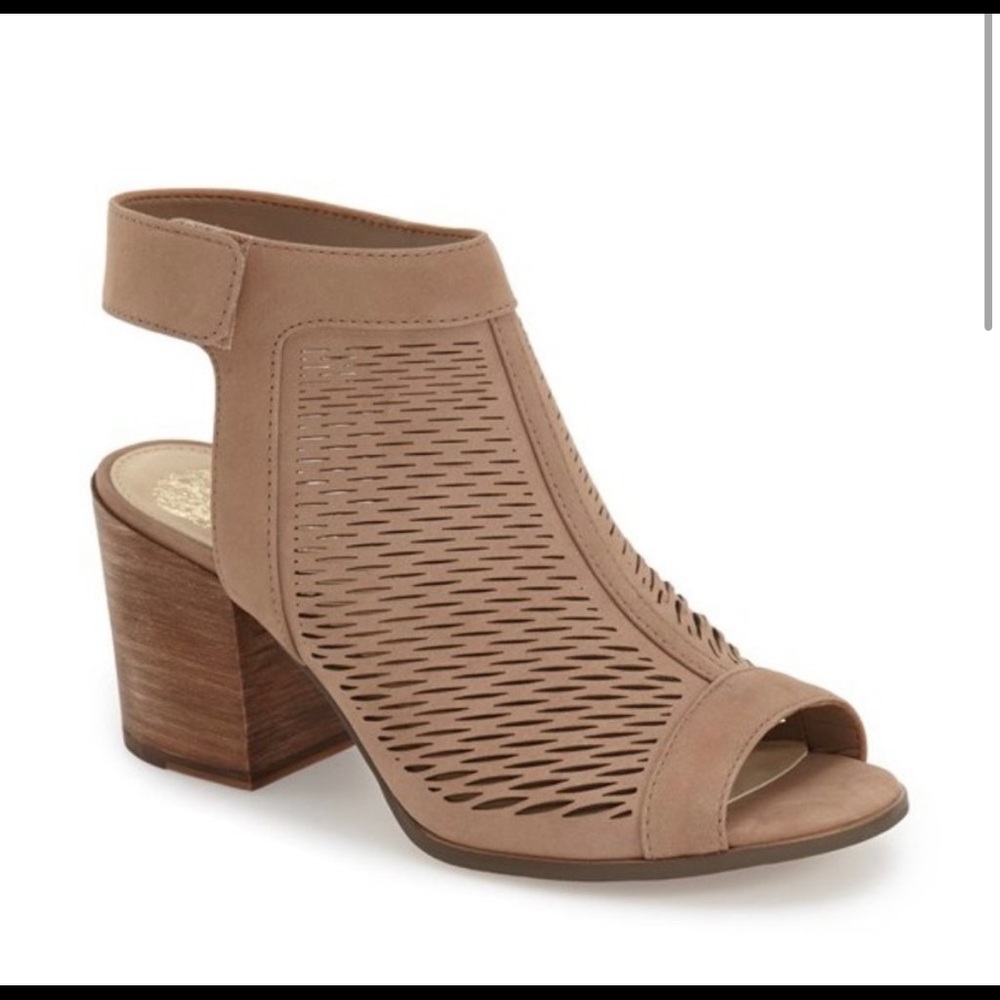 BRAND NEW - Vince Camuto Lavette Perforated Peep Toe Bootie